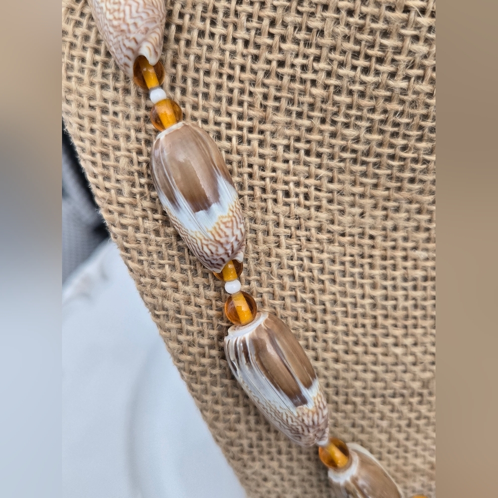 Natural Shell Pullover Boho Beachy Necklace - Picture 2 of 8